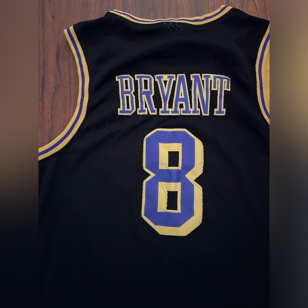 Men’s Vintage Champion Kobe Bryant Jersey Size M - Picture 10 of 11